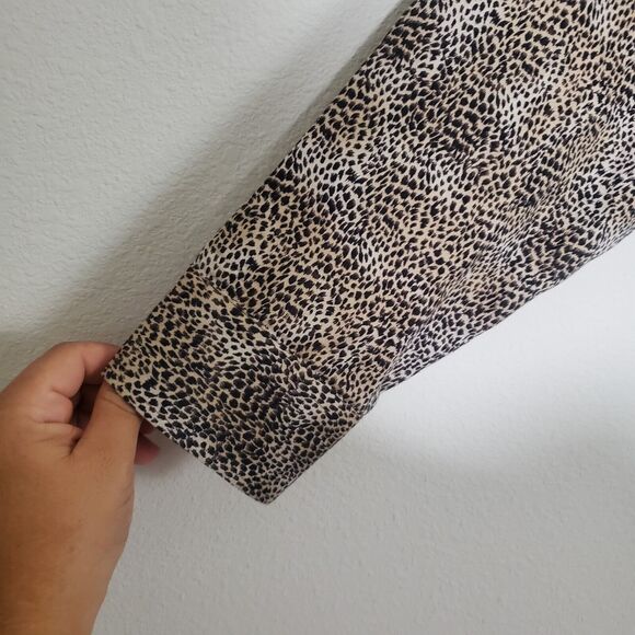 Chaps Women's Top 2X Brown Cheetah Print Button Up Classic Business No Iron - Picture 5 of 10